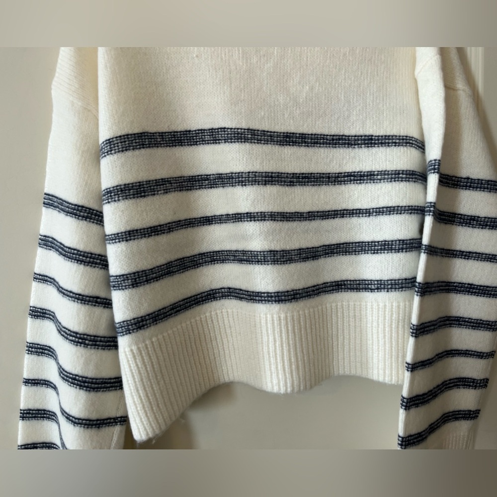 Steve Madden Navy and White Designer Collar Striped Sweater Women’s Medium - Picture 4 of 15